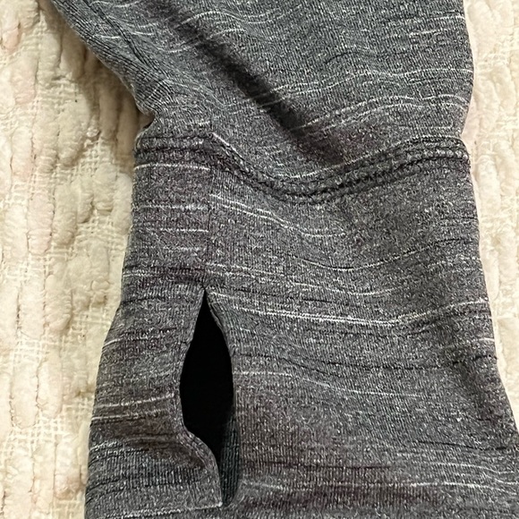 Reebok Gray Space Dye Back Vent 1/4 Sleeve Pullover Women's Medium - Picture 10 of 12